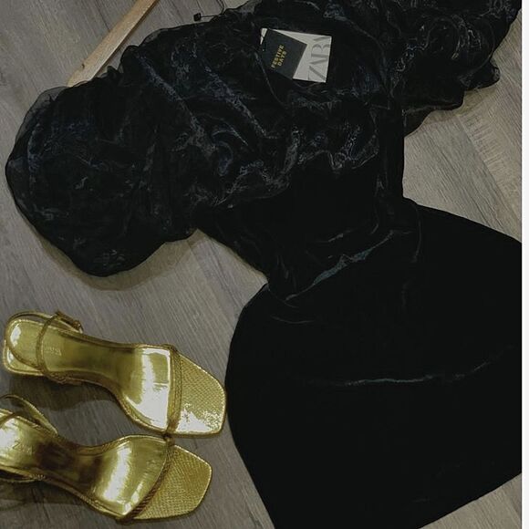 NWT ZARA VELVET VOLUMINOUS PUFF SLEEVE MINI DRESS NWT - Picture 3 of 16